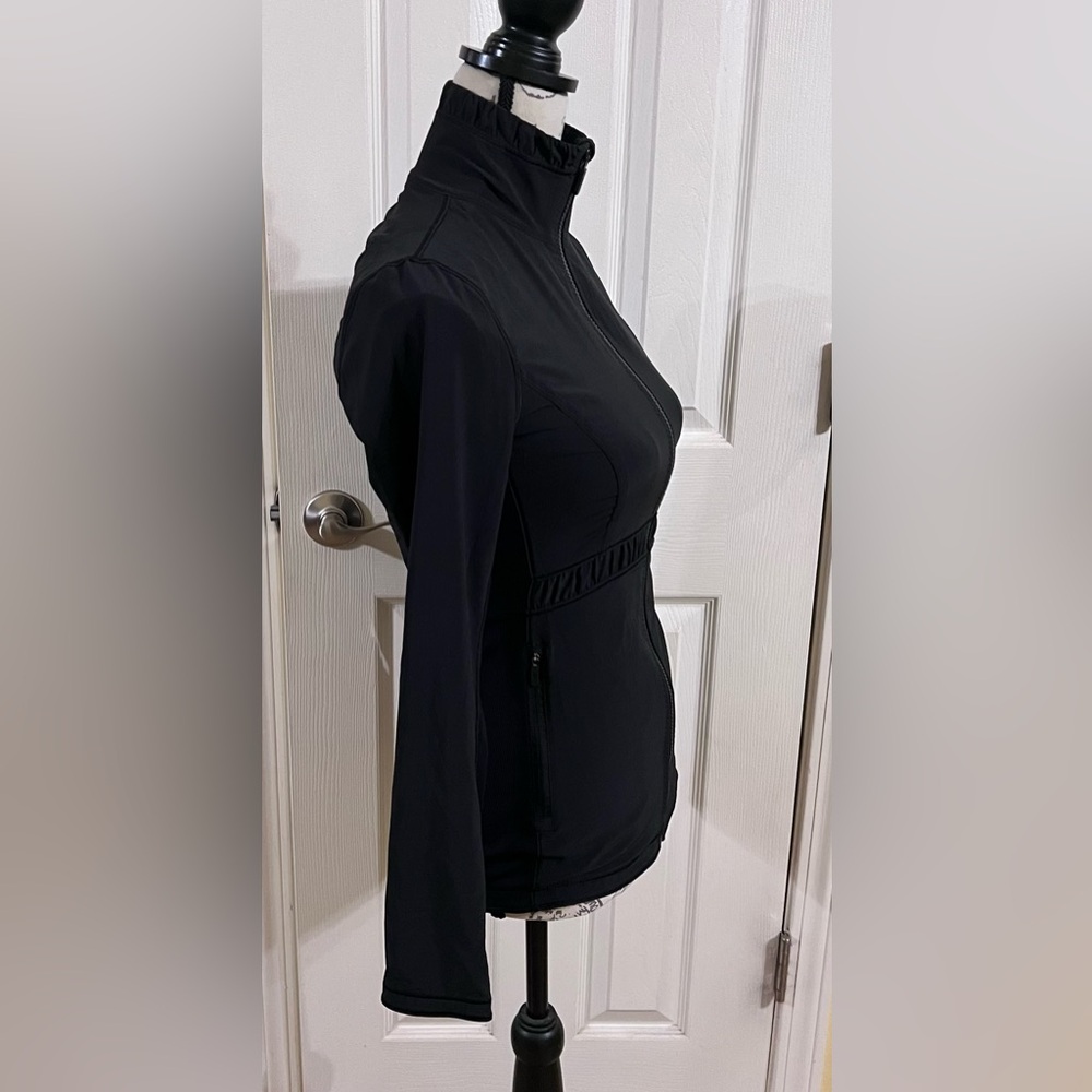 Lululemon Round Trip Jacket - Picture 8 of 16